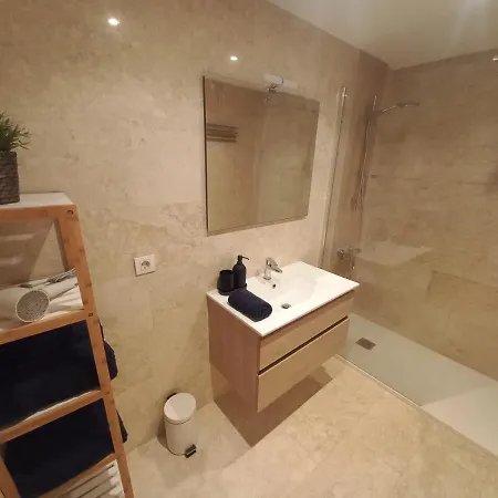 Seafront Apartment *